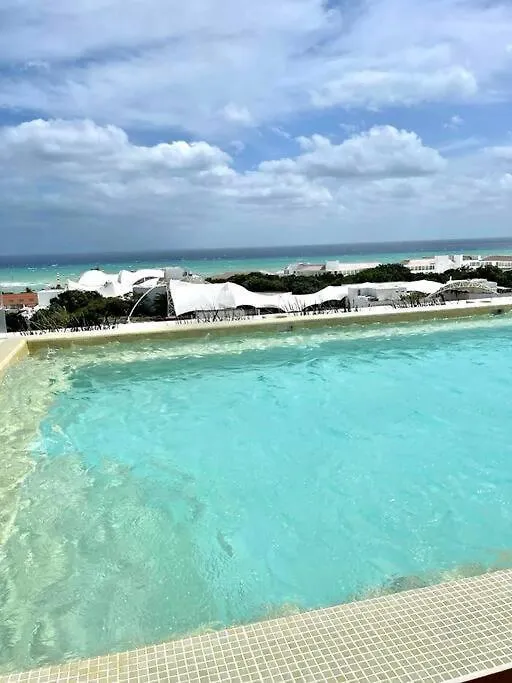 New Pool View Cozy Apartment / Jacuzzi, Gym & Pool Playa del Carmen Meksyk
